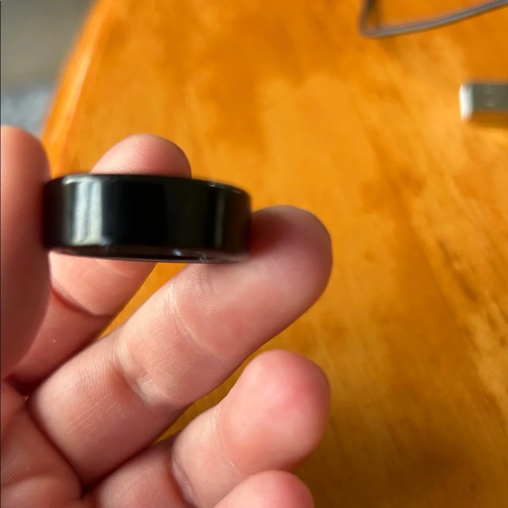 Black Brookstone Smart Health Ring Size 9 Great Condition